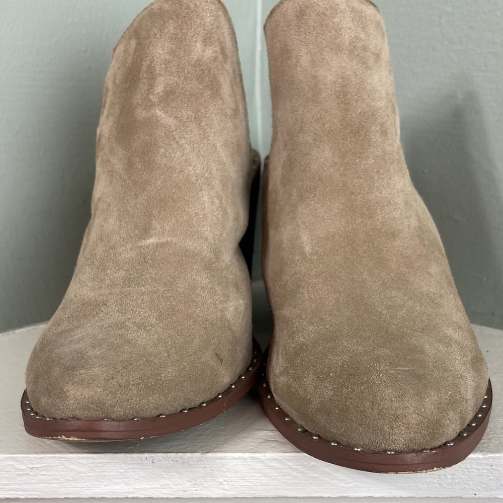 Chinese Laundry Suede Leather Tan Women's Mules Booties Block Heels 9.5 - Picture 4 of 13